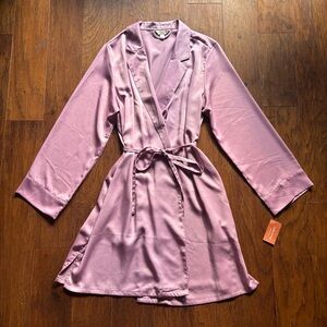 State of Day Intimates Silky Satin Robe with Pockets in Mauve Orchid | Size L